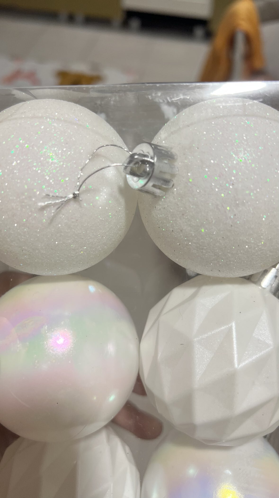 Фотография покупателя товара Ёлочные игрушки «Перл», шары новогодние, d=6 см, набор 6 шт., грани, белый - Фото 7