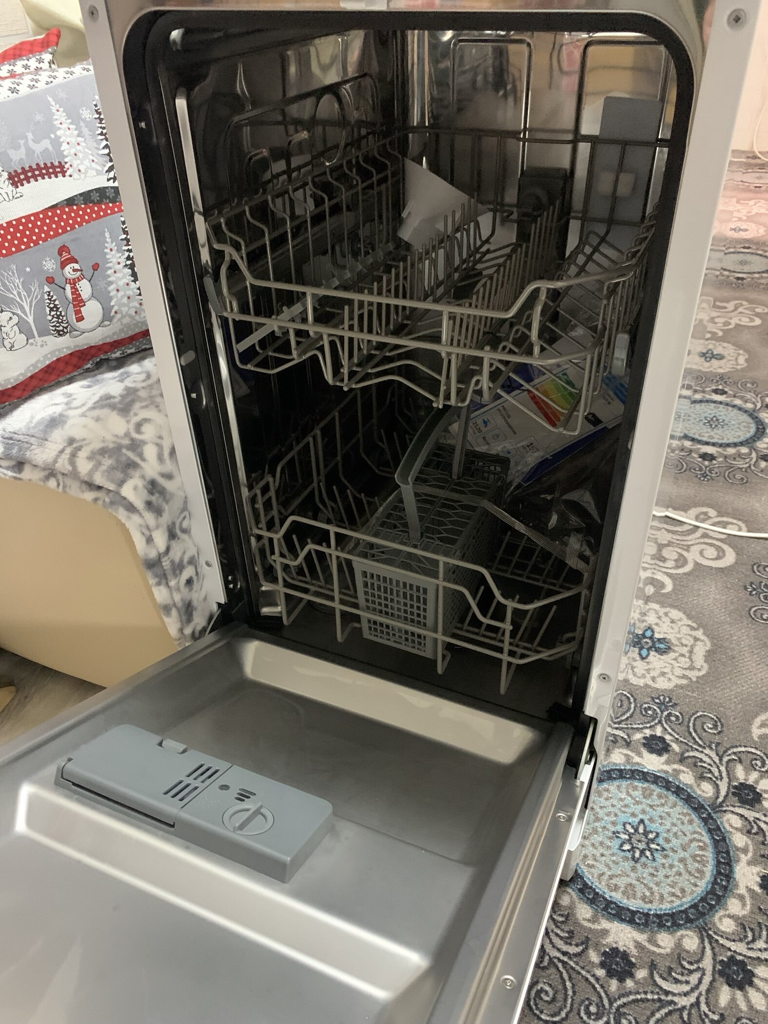 Фотография покупателя товара Посудомоечная машина «Бирюса» DWF-409/6 W, 9 комплектов, 6 программ, белая - Фото 2