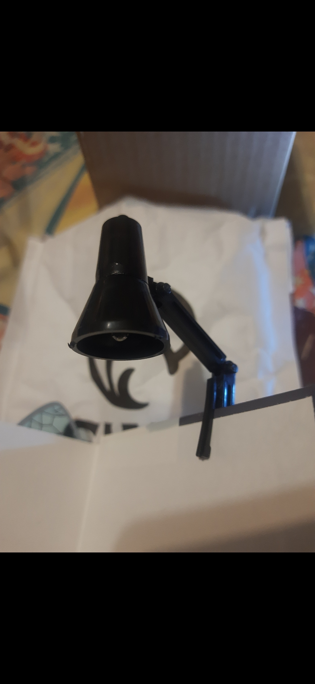 Фотография покупателя товара Фонарик для чтения книг на прищепке «Мастер К», с закладкой для чтения книг, от батареек LR41 - Фото 6