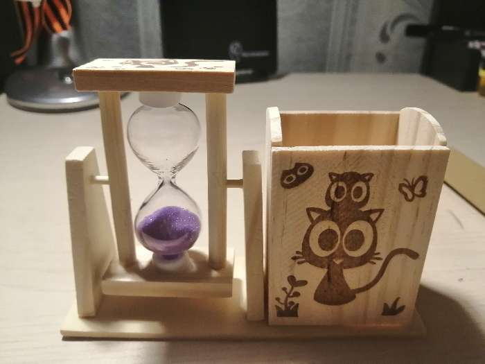 Фотография покупателя товара Песочные часы "Любовь  рисовать", сувенирные, с карандашницей, 9.5 х 13.5 см, микс - Фото 9
