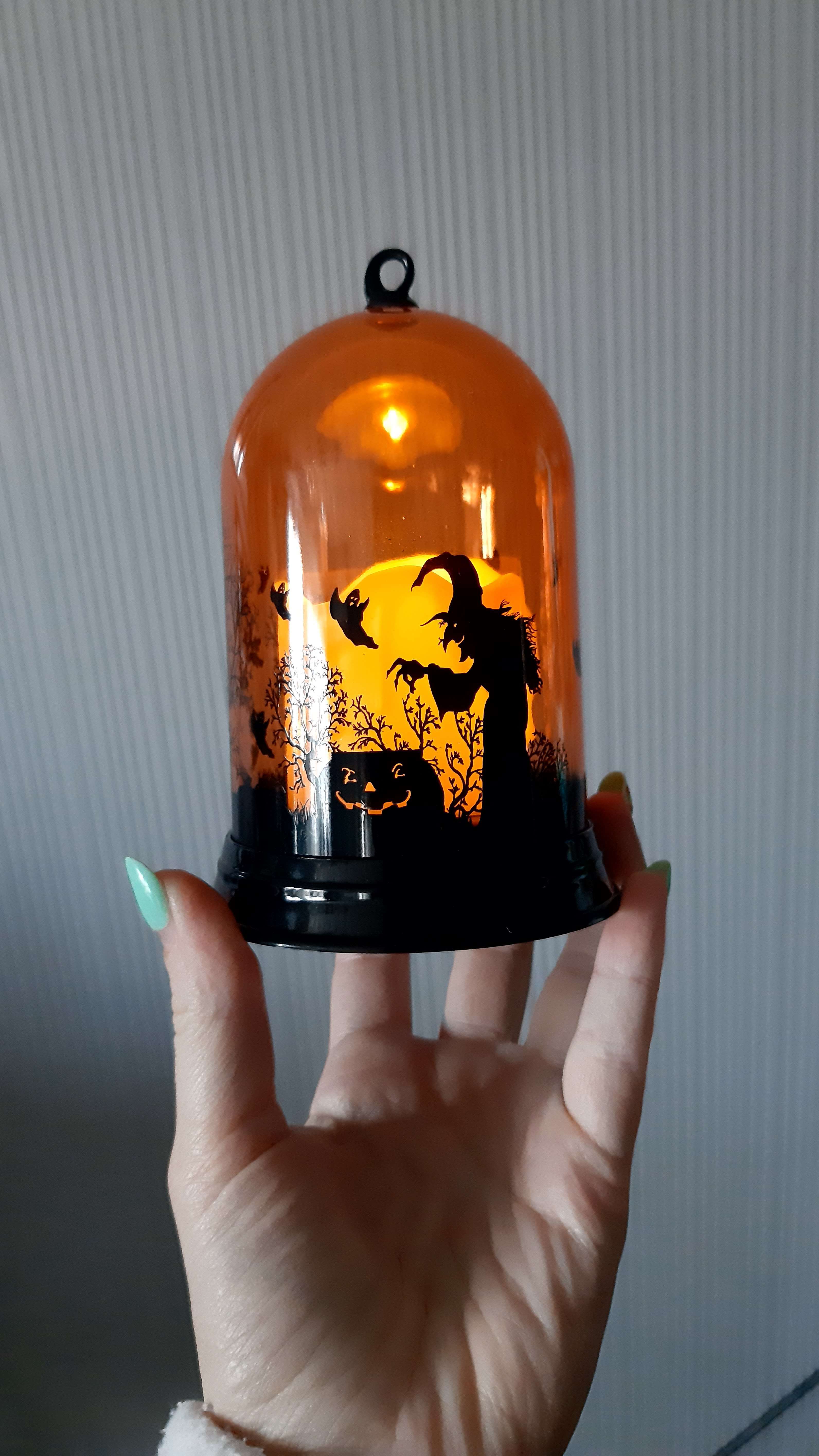 Фотография покупателя товара Светодиодная фигура «Свеча с ведьмой» 9 × 13 × 9 см, пластик, батарейки АААх3 (не в комплекте), свечение тёплое белое - Фото 1