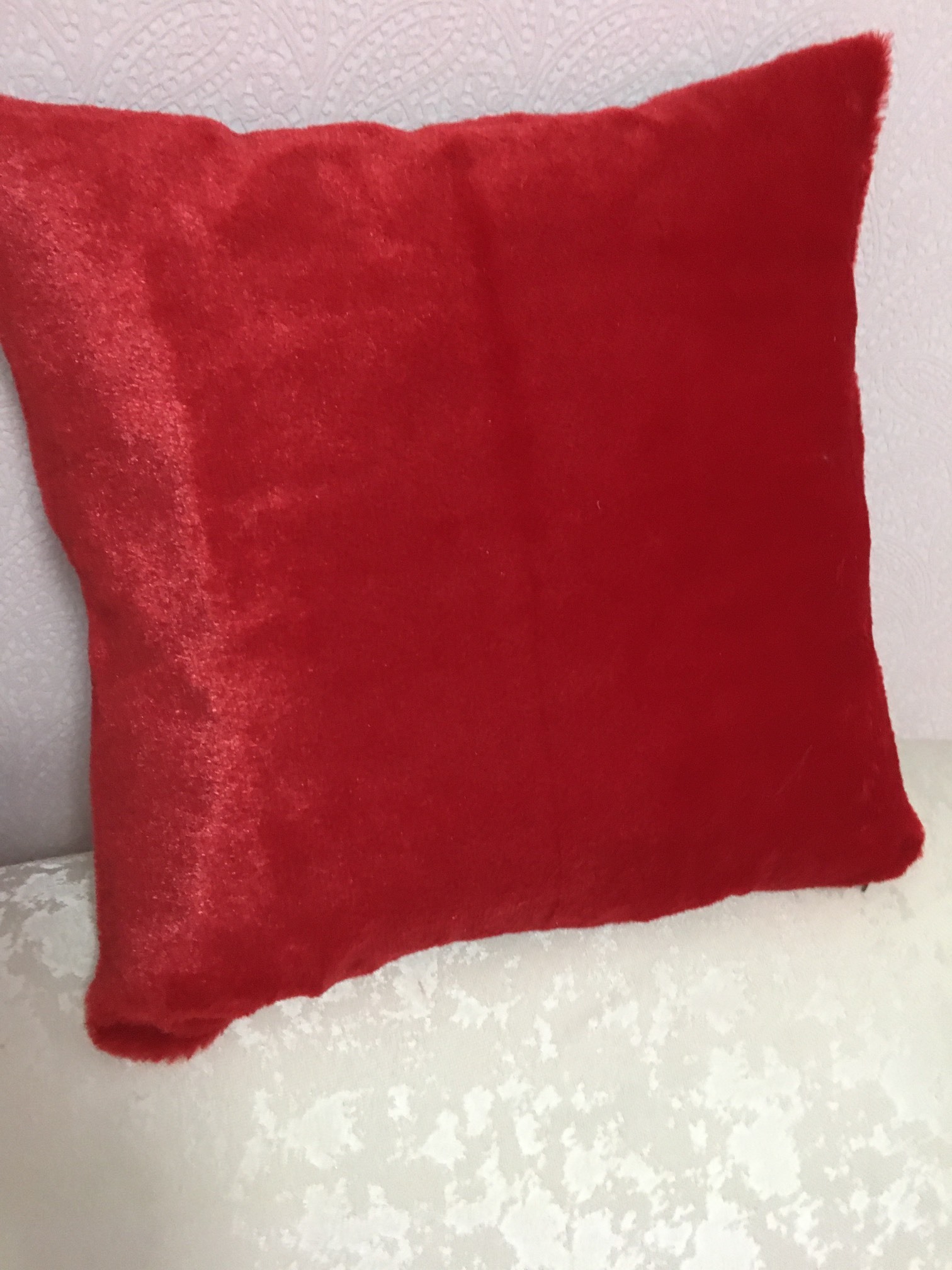 Фотография покупателя товара Ткань для рукоделия, мех, красная, лоскут 50×50 см - Фото 1