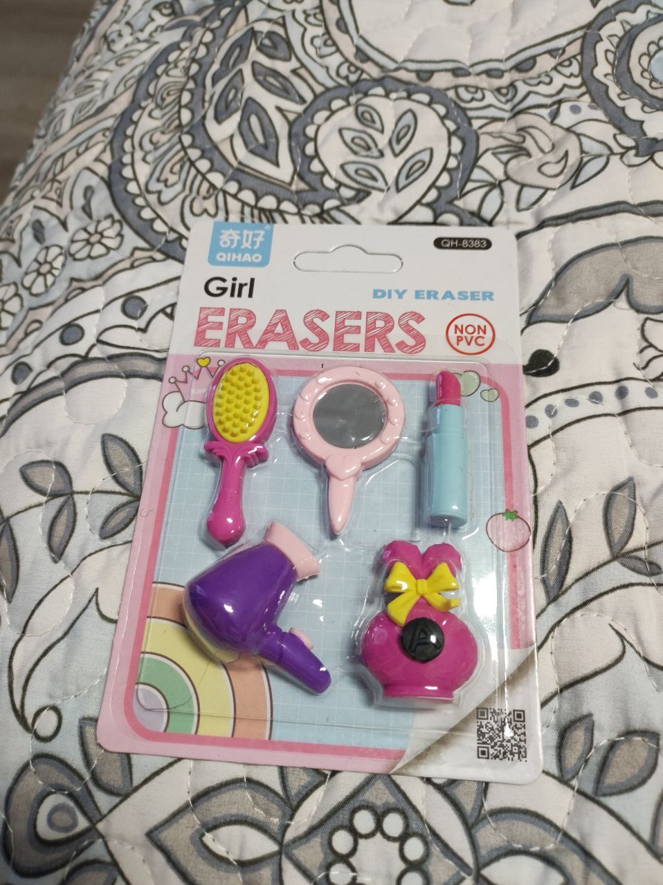 Фотография покупателя товара Игровой набор «Сладкоежка», ластики фигурные, 4 шт., МИКС - Фото 7