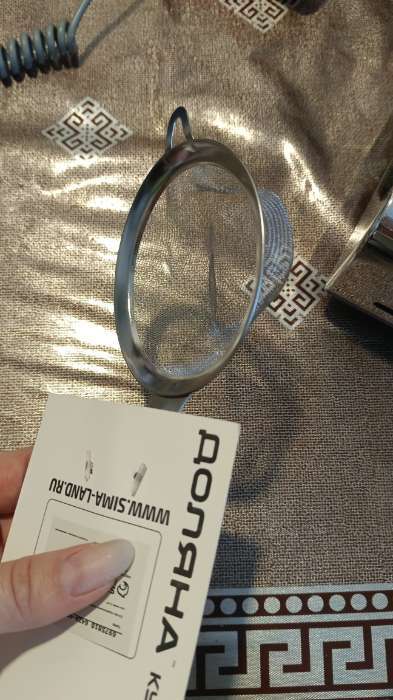 Фотография покупателя товара Сито для просеивания с ручкой Доляна Fargo, 23.5×9×2 см, нержавеющая сталь - Фото 3