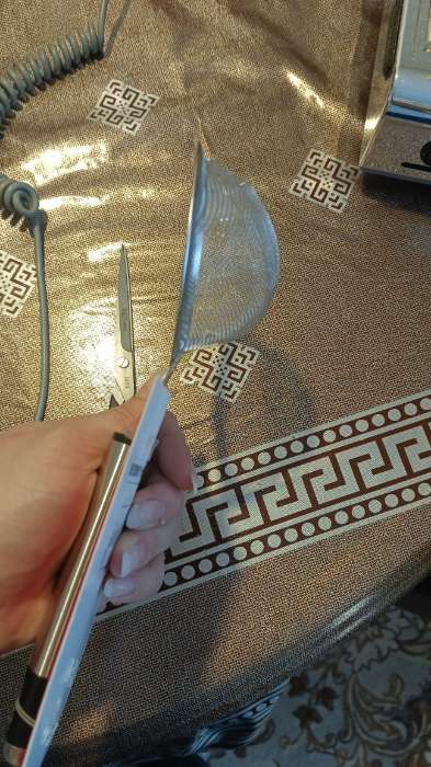 Фотография покупателя товара Сито для просеивания с ручкой Доляна Fargo, 23.5×9×2 см, нержавеющая сталь - Фото 5