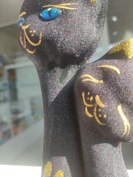Фотография покупателя товара Копилка "Близнецы", покрытие флок, чёрная, золотистый декор, 31 см, микс - Фото 2