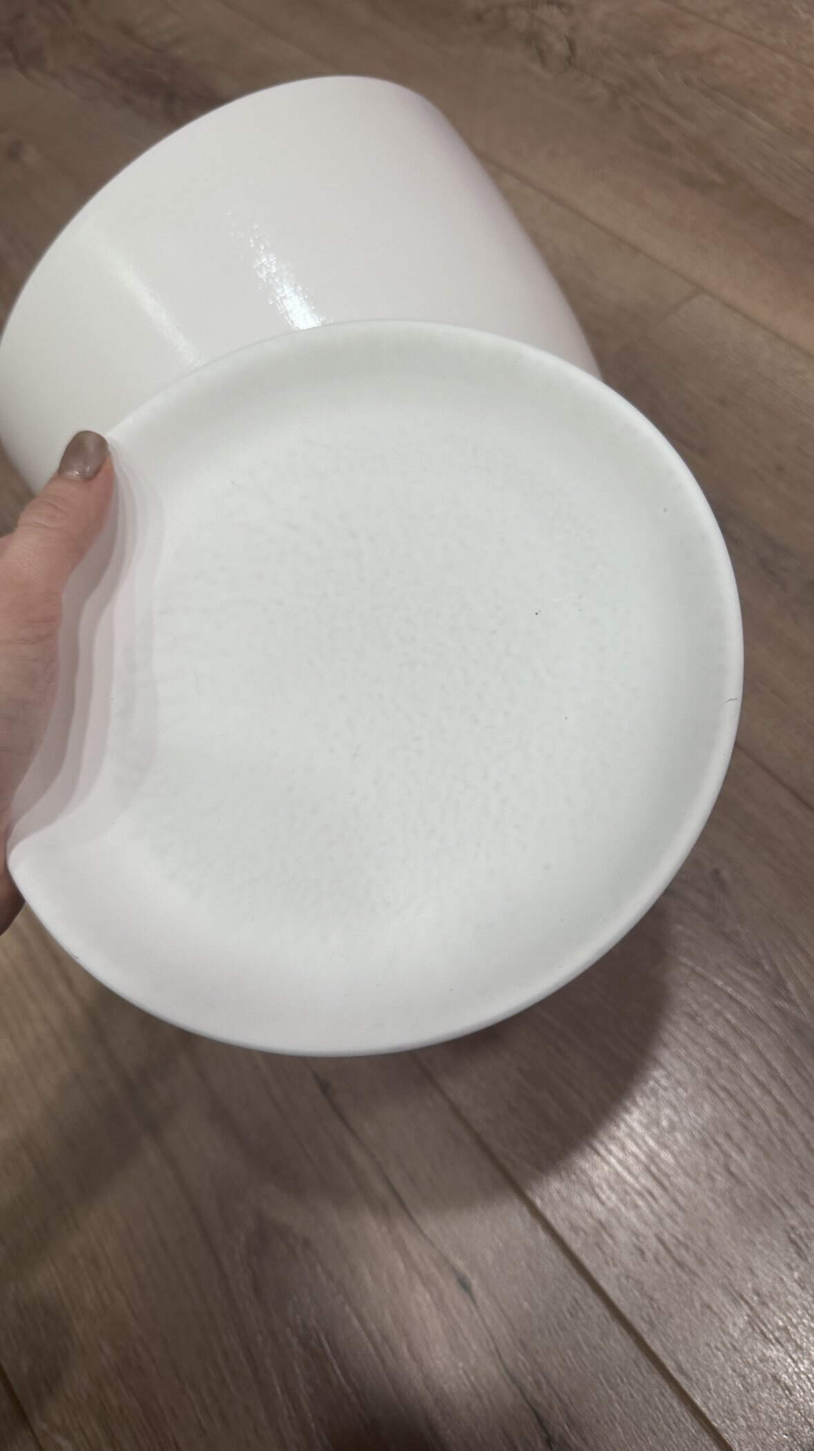 Фотография покупателя товара Горшок для цветов «Тюльпан», 5 л, d=23 см, h=21 см, керамика, с поддоном, белый - Фото 1