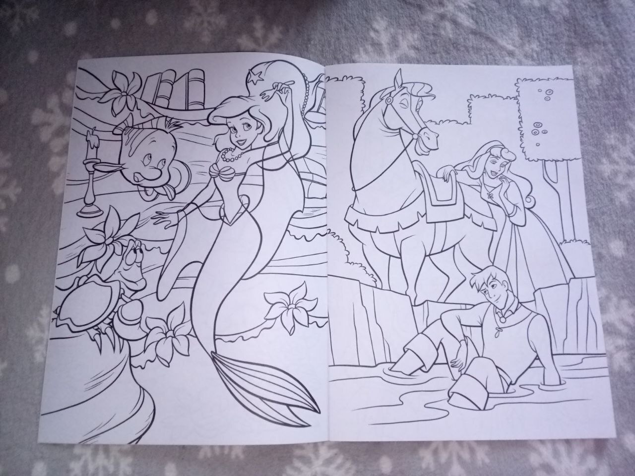 Фотография покупателя товара Раскраска, А4, 16 стр., Принцессы - Фото 2