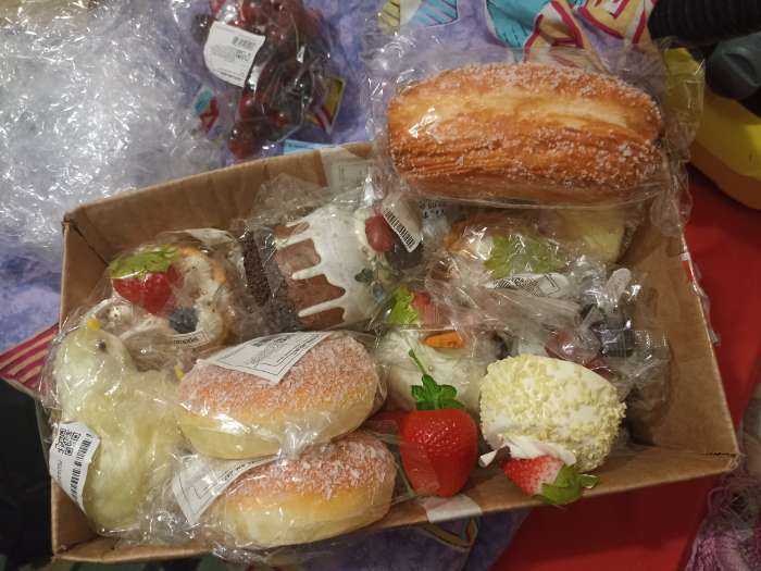 Фотография покупателя товара Муляж «Воздушная булочка», 14×5×5 см - Фото 1