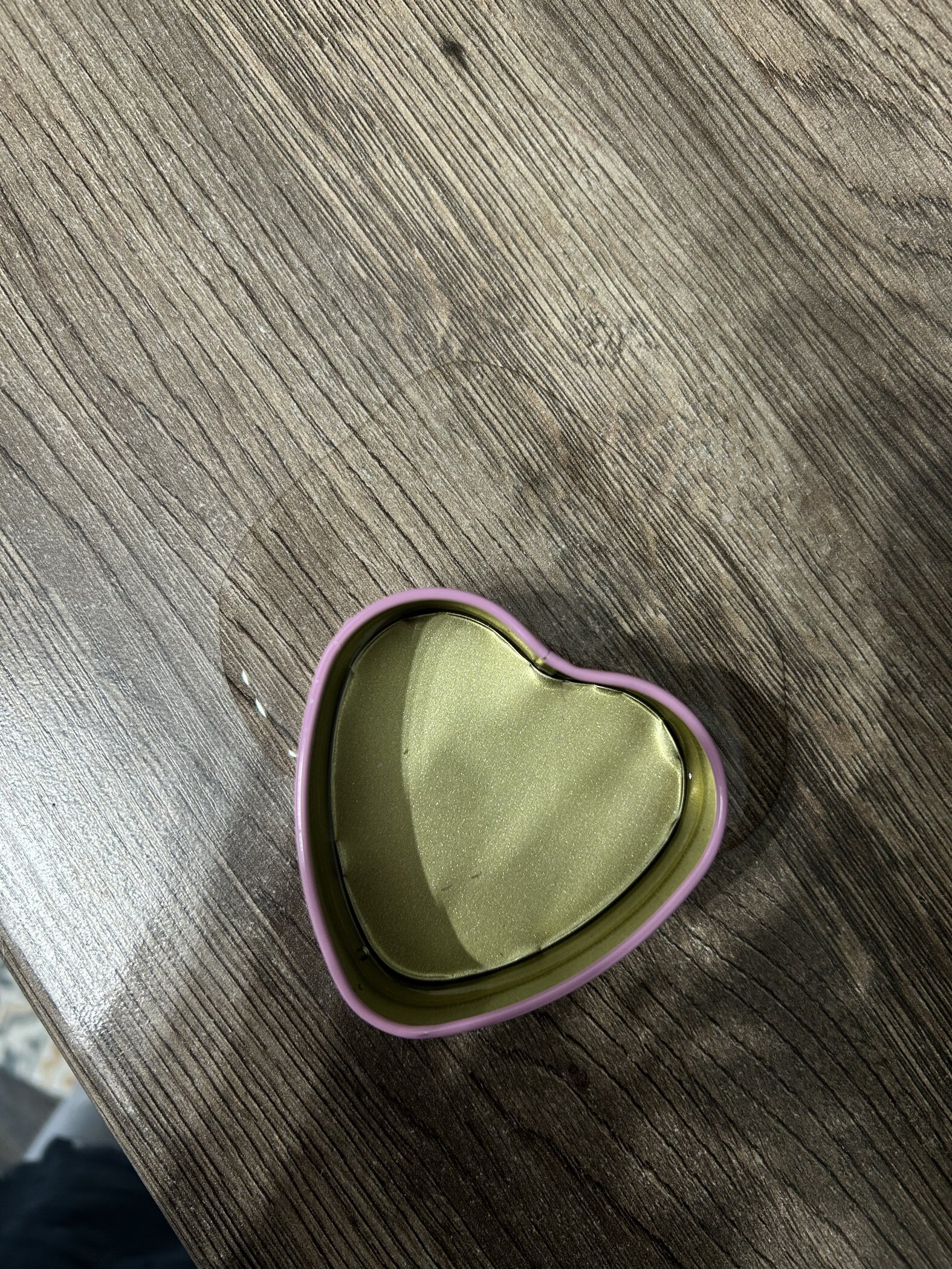 Фотография покупателя товара Банка для свечей с крышкой «Сердце. Глянец», шкатулка металл, розовый, 7×7×3.5 см - Фото 7