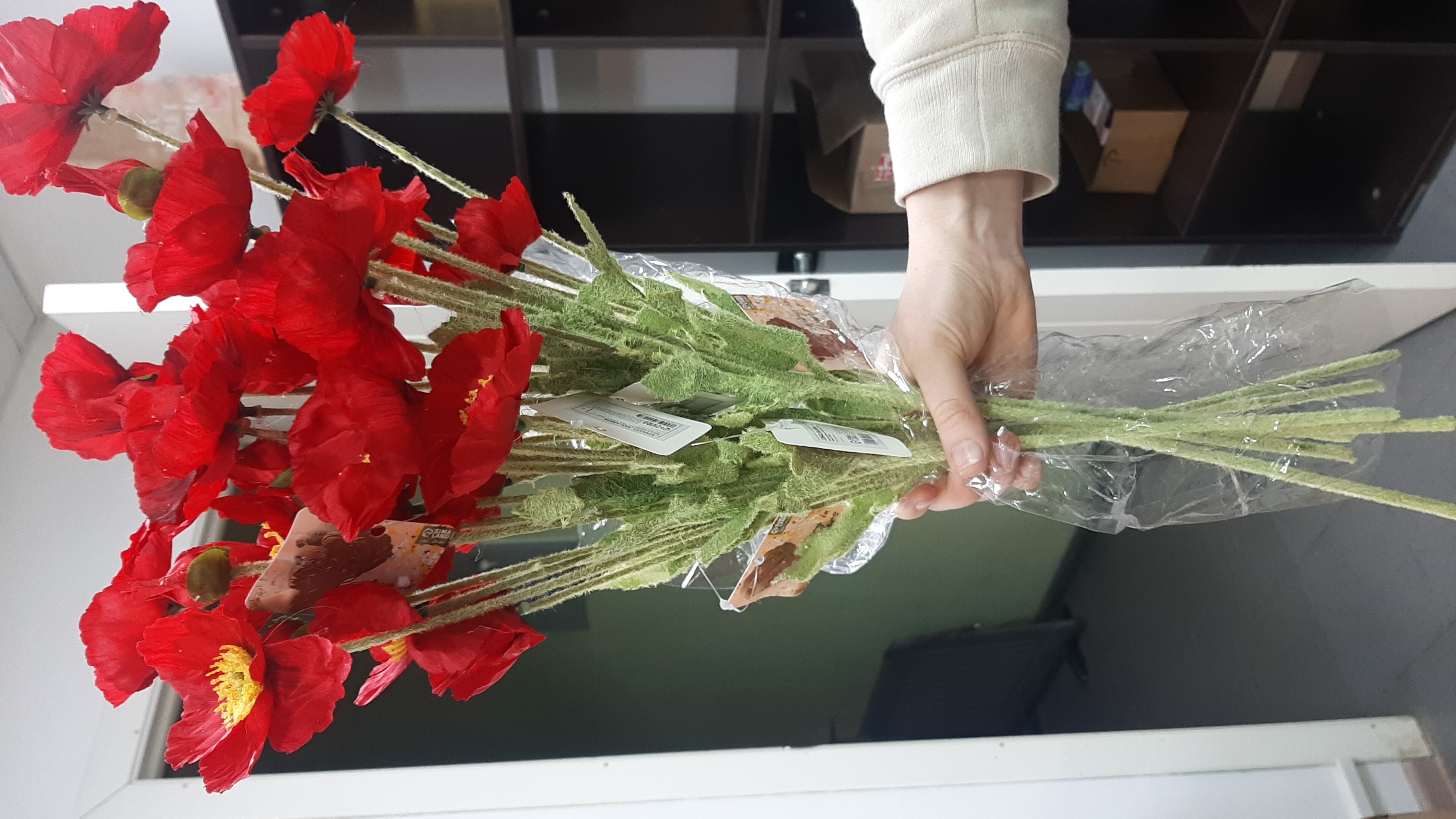 Фотография покупателя товара Цветы искусственные «Маки полевые», 5×58 см, красные - Фото 4