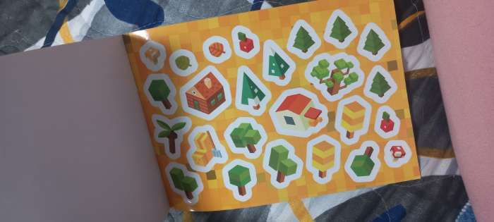 Фотография покупателя товара Книга 100 наклеек «Моя пиксельная вселенная», 8 стр. - Фото 7