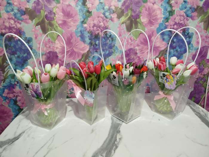 Фотография покупателя товара Сумка для цветов прозрачная влагостойкая, 17.5×10-10×10-20 см - Фото 2