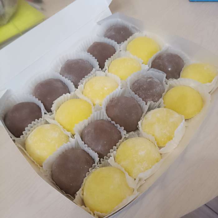 Фотография покупателя товара Коробка складная, с окном крафт, 20×20×4 см - Фото 48