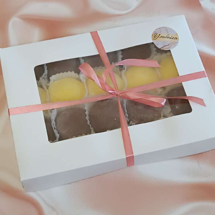 Фотография покупателя товара Коробка складная, с окном крафт, 20×20×4 см - Фото 47