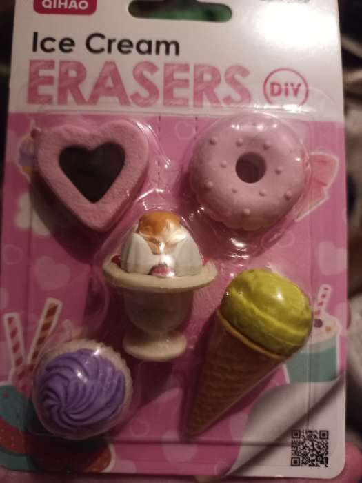 Фотография покупателя товара Игровой набор «Сладкоежка», ластики фигурные, 4 шт., МИКС - Фото 4