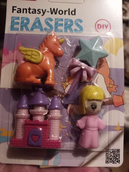 Фотография покупателя товара Игровой набор «Сладкоежка», ластики фигурные, 4 шт., МИКС - Фото 3