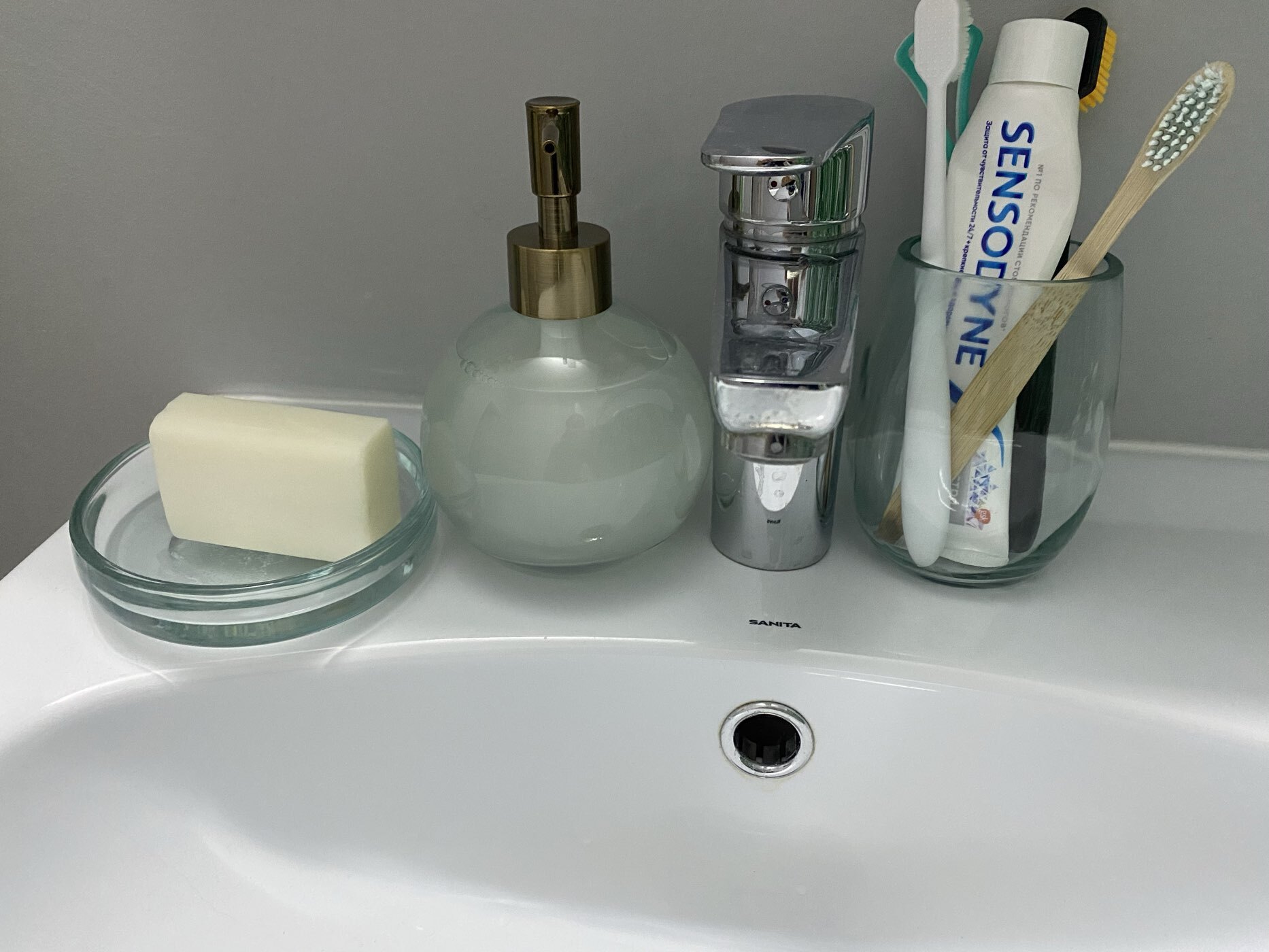 Фотография покупателя товара Аксессуары для ванной SL Home, 3 предмета, дозатор, мыльница, стакан - Фото 2