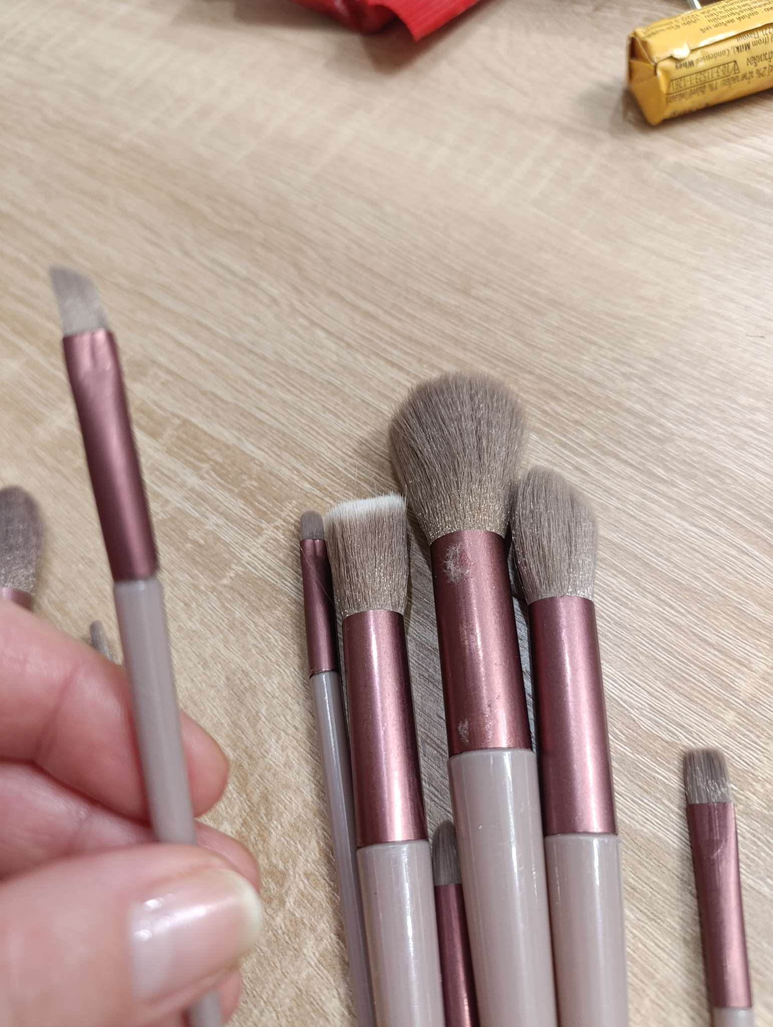 Фотография покупателя товара Набор кистей для макияжа PASTEL BLUSH, 13 шт., 10/22 (±1) см, сиреневый - Фото 3