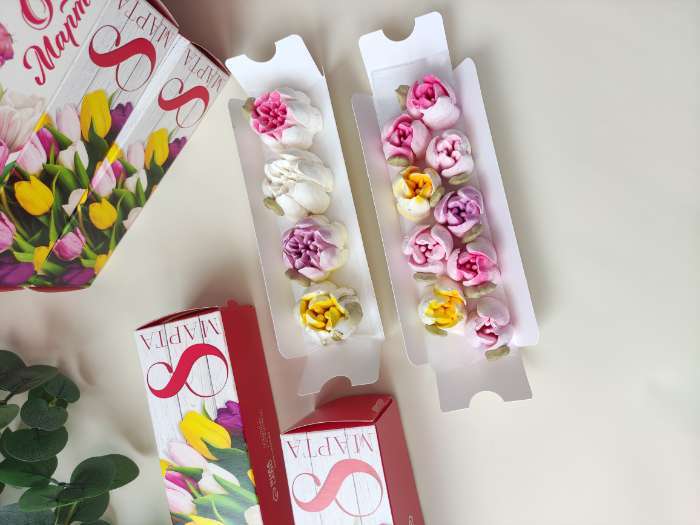 Фотография покупателя товара Коробка для макарун, кондитерская упаковка «Love», 18 х 5.5 х 5.5 см - Фото 8