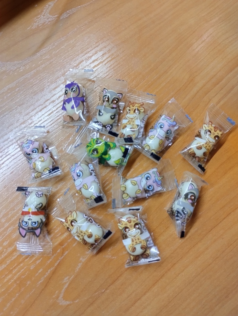 Фотография покупателя товара Жевательная резинка «Сладкий новый год», вкус: тутти-фрутти, 50 г.