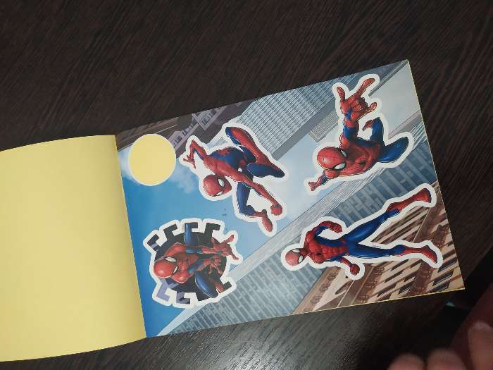 Фотография покупателя товара Книга с наклейками «Герой», Человек-паук - Фото 1