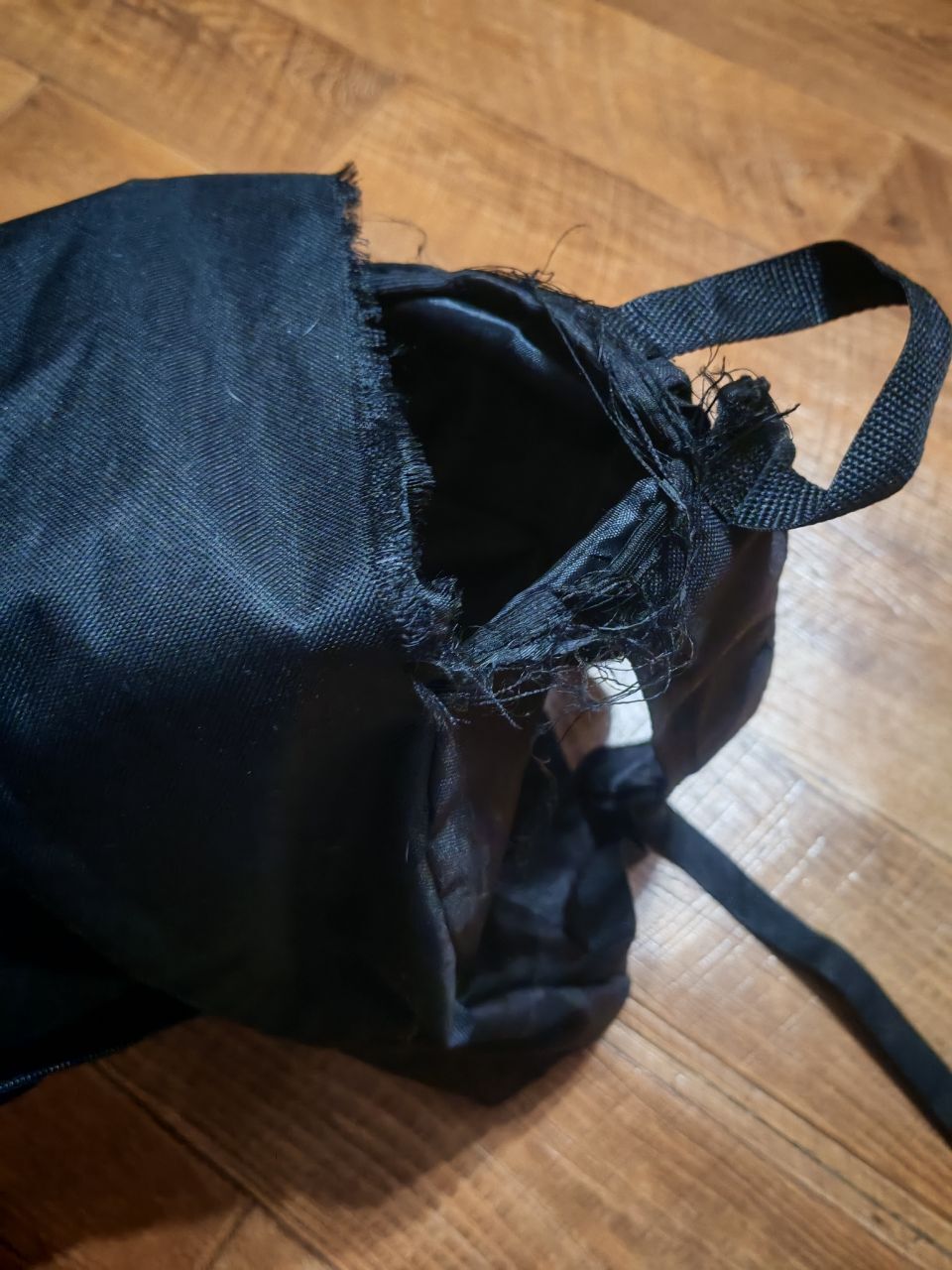 Фотография покупателя товара Рюкзак школьный молодёжный «Аниме», 33×13×37, отдел на молнии, карман, чёрный - Фото 4