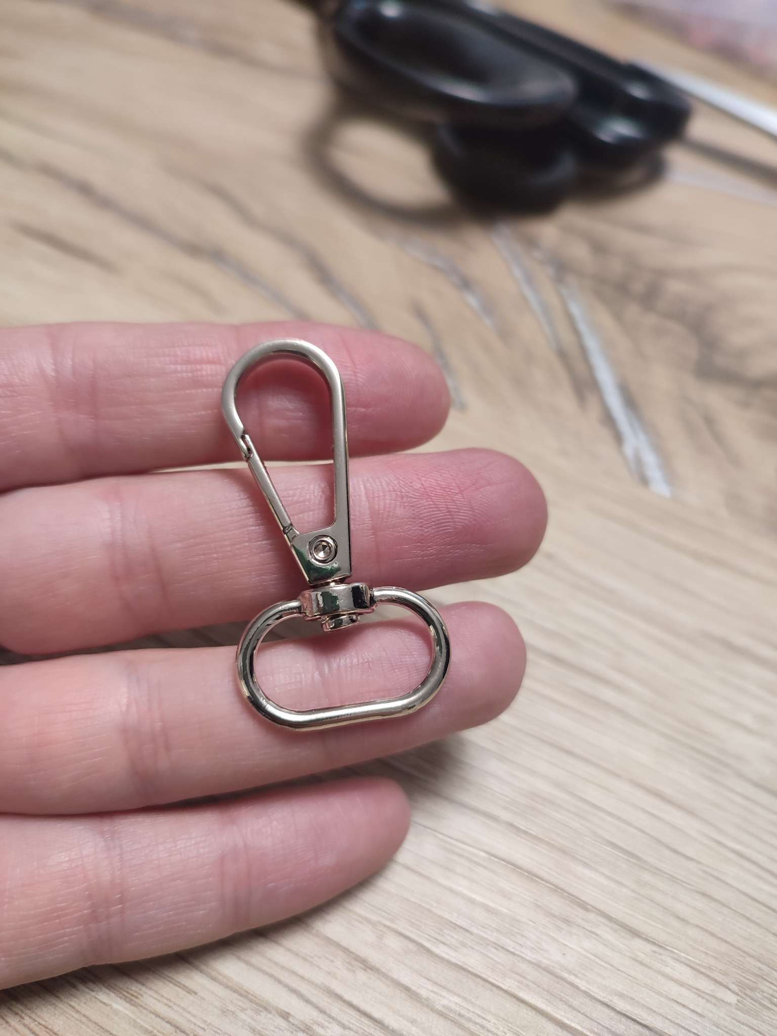 Фотография покупателя товара Карабин металлический, 45×15 мм / 10×2.2 мм, 5 шт., цвет серебряный - Фото 1