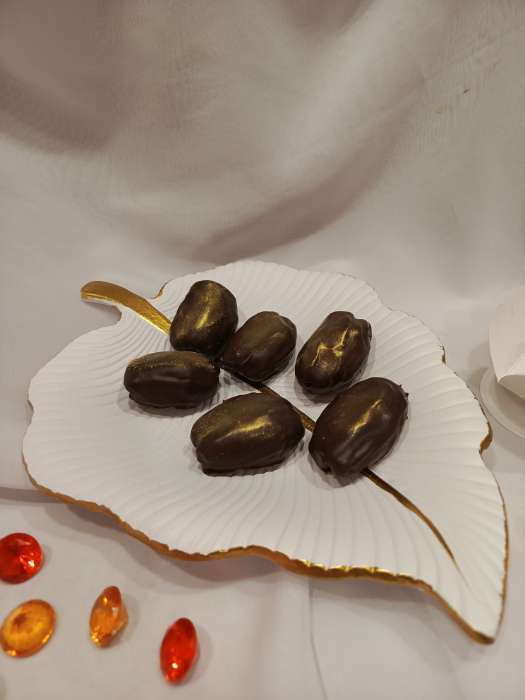 Фотография покупателя товара Блюдо для фруктов Доляна «Тропический лист», 26×20.5 см, цвет белый - Фото 3