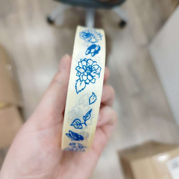 Фотография покупателя товара Лента атласная «Пионы», 15 мм, 23±1 м, сливочная №002 - Фото 2