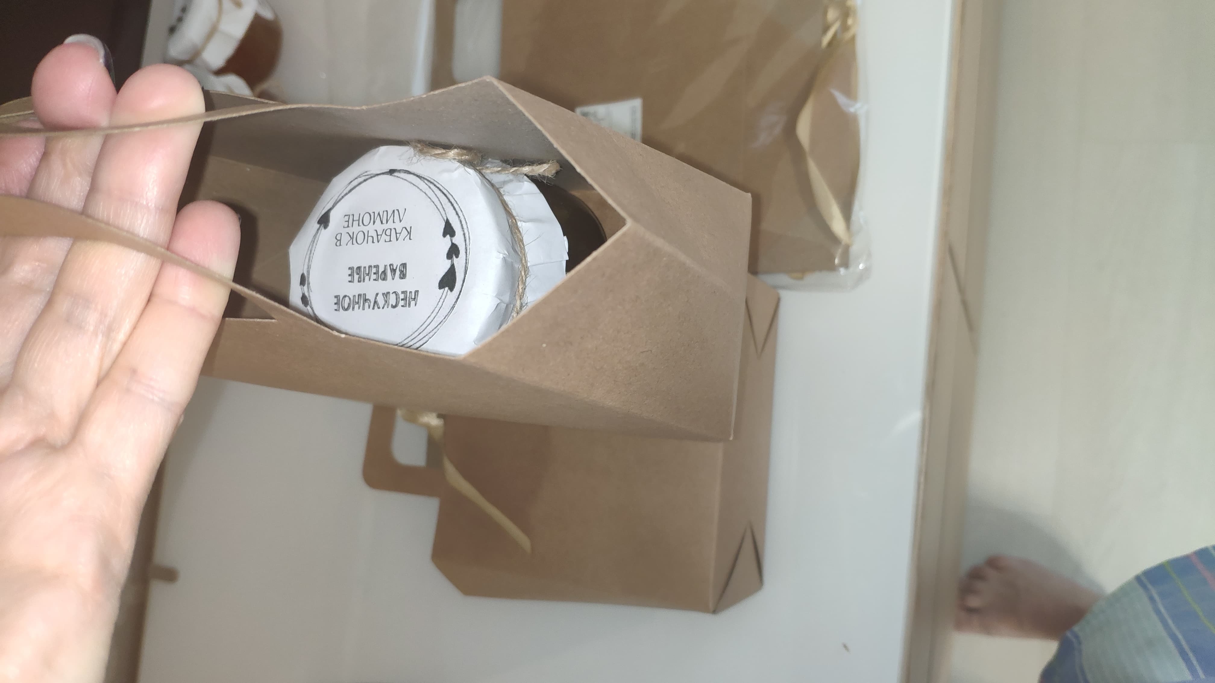 Фотография покупателя товара Коробка - пакет, крафт, 15×15×8 см - Фото 5