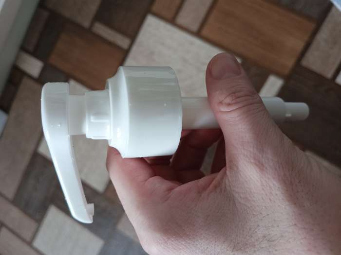 Фотография покупателя товара Помпа - дозатор для сиропа, белая, универсальная, (31-32 мм) 5 мл - Фото 1