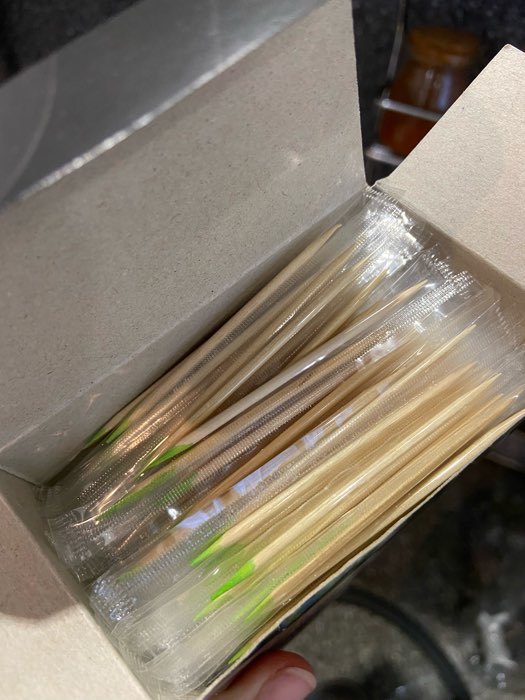 Фотография покупателя товара Зубочистки из берёзы Magistro, 500 шт, ментоловые, в индивидуальной упаковке, картонная коробка