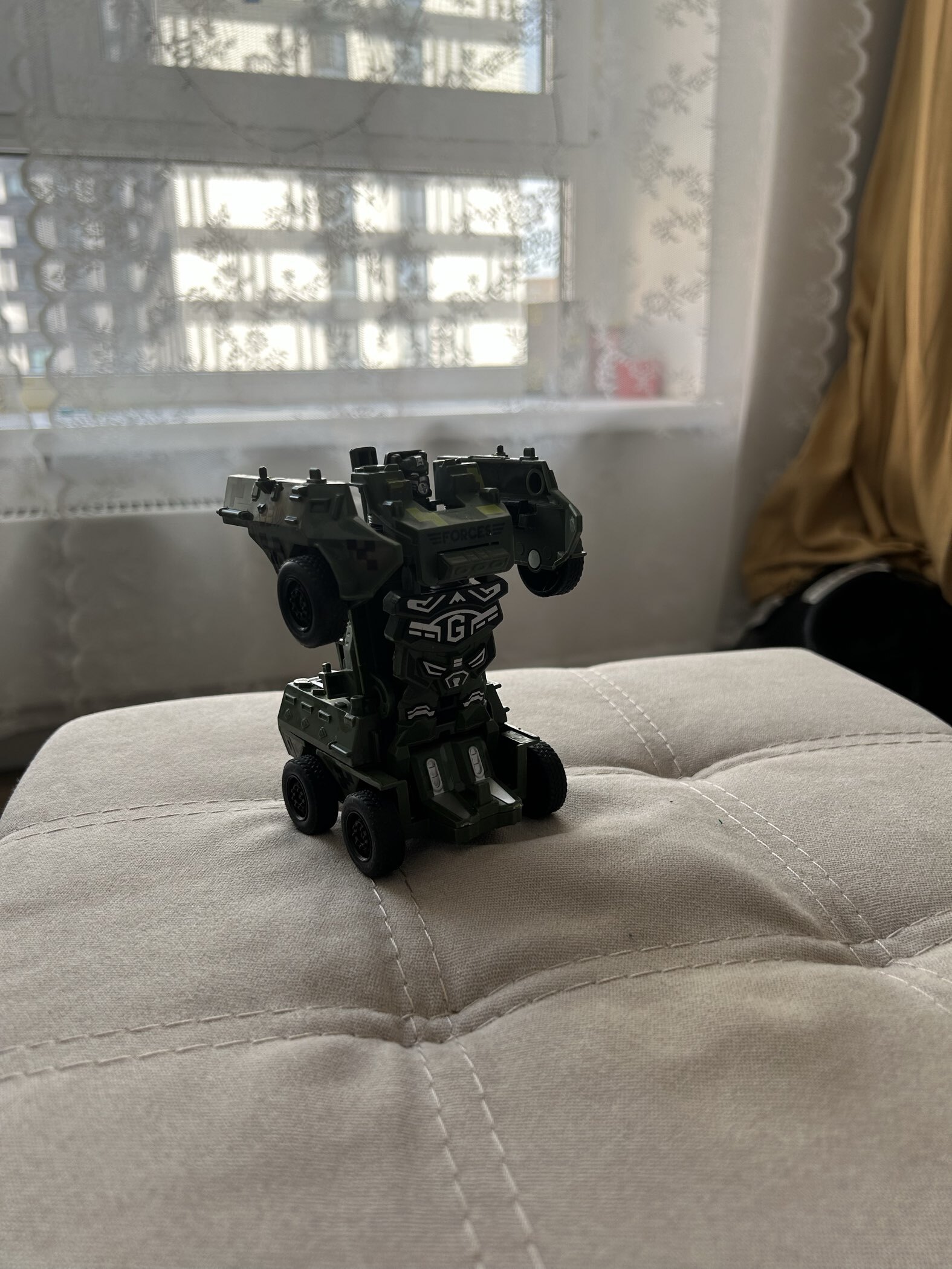 Фотография покупателя товара Робот «Вертолёт», инерционный, трансформируется при столкновении - Фото 1