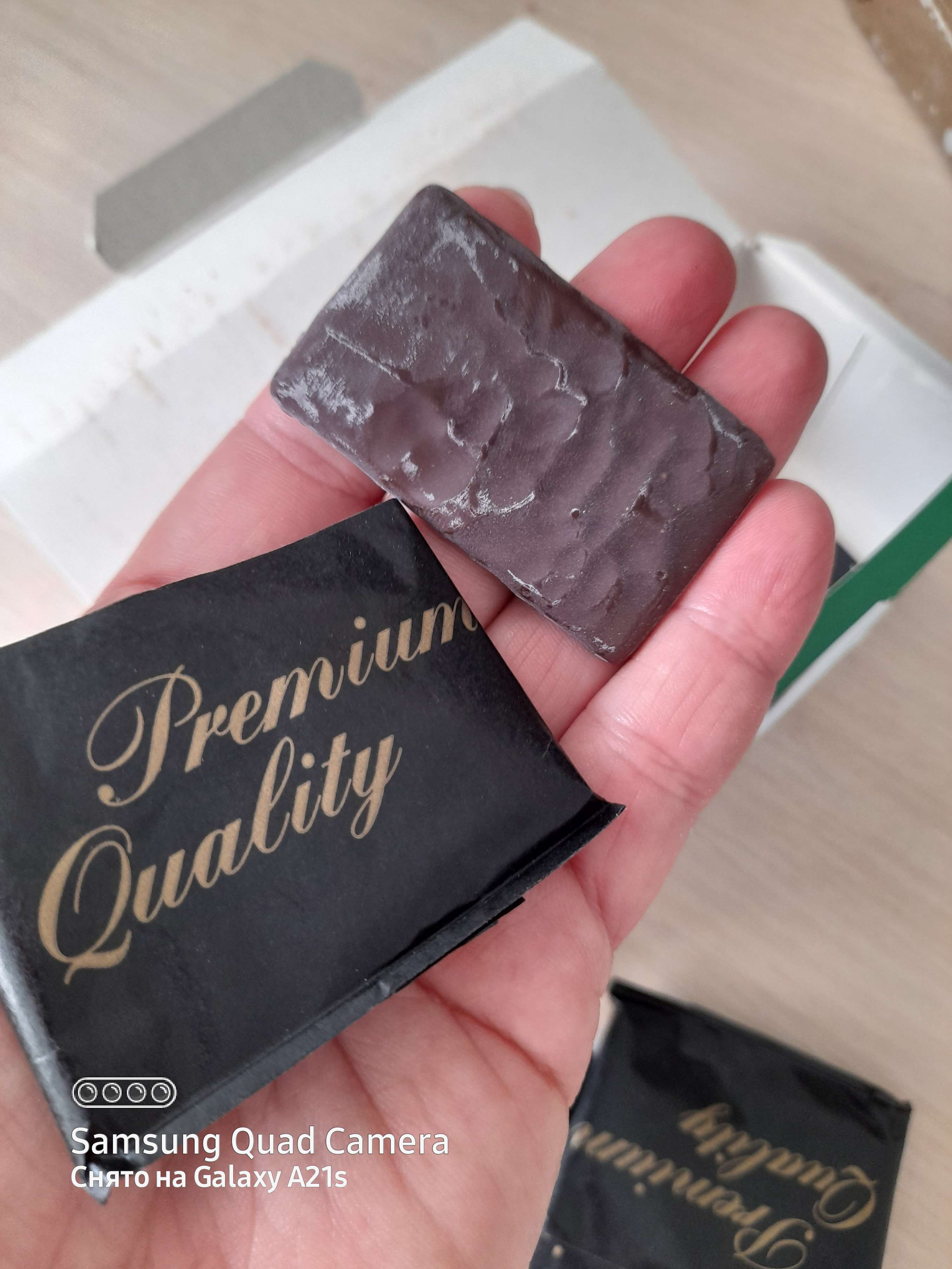 Фотография покупателя товара Мини-плитки  Maitre Truffout из тёмного шоколада с апельсиново-мятным соусом, 200 г - Фото 4