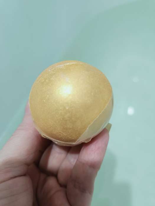 Фотография покупателя товара Новогодний подарочный набор косметики SB BEAUTY, бомбочки для ванн, золото, серебро, 10×60 г - Фото 1