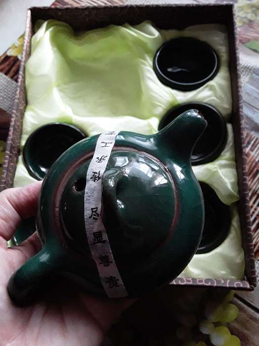 Фотография покупателя товара Набор для чайной церемонии керамический «Лунный камень», 7 предметов: чайник 150 мл, 6 пиал 50 мл, цвет зелёный - Фото 4