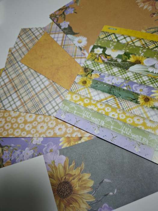 Фотография покупателя товара Набор бумаги для скрапбукинга 12 листов 12 дизайнов "Красота весны" 160 гр 15,2х15,2 см - Фото 6