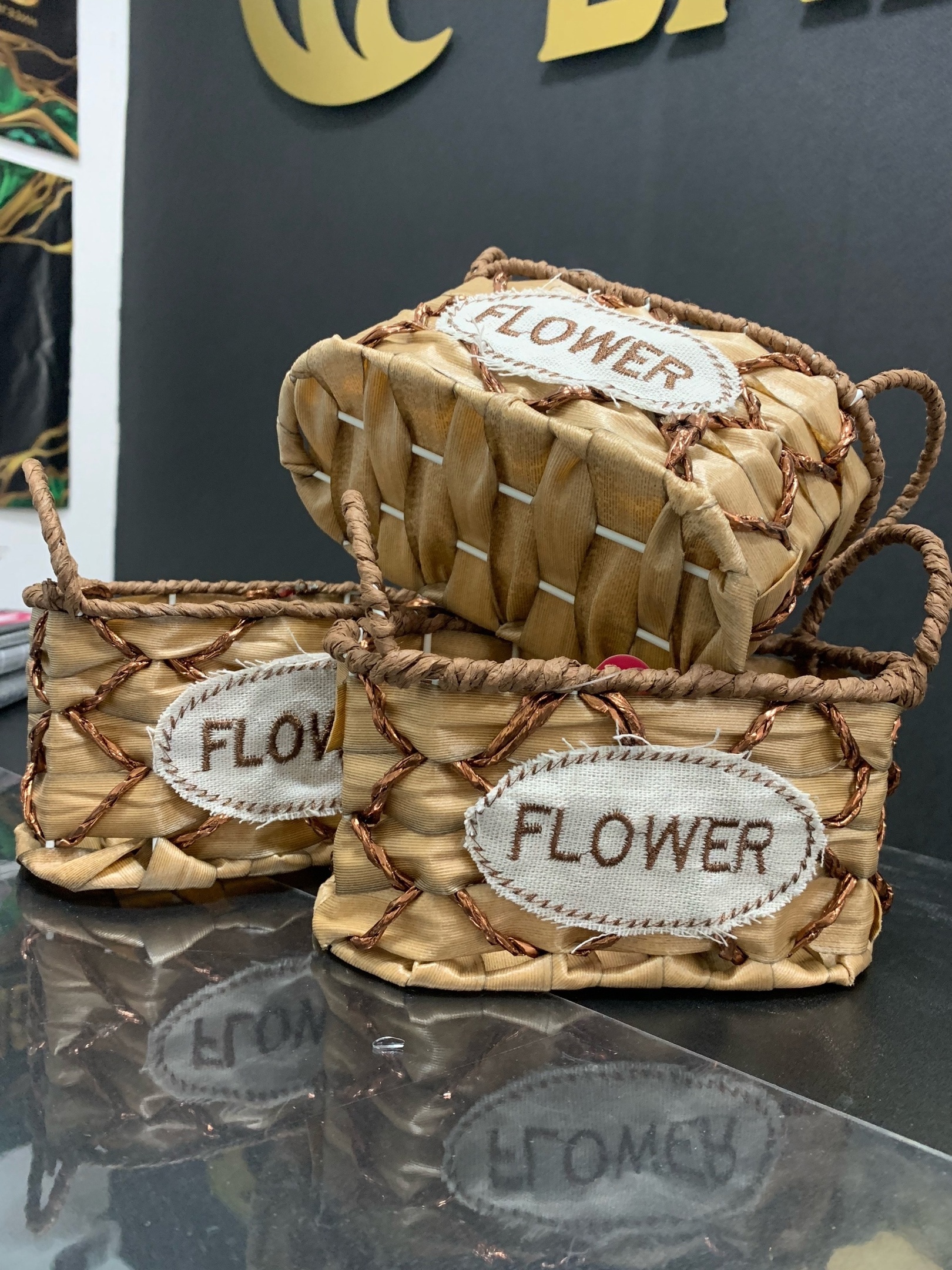 Фотография покупателя товара Кашпо для цветов плетёное с ручками Доляна «Овал», 17.5×8×12.5 см, светло-коричневое - Фото 3