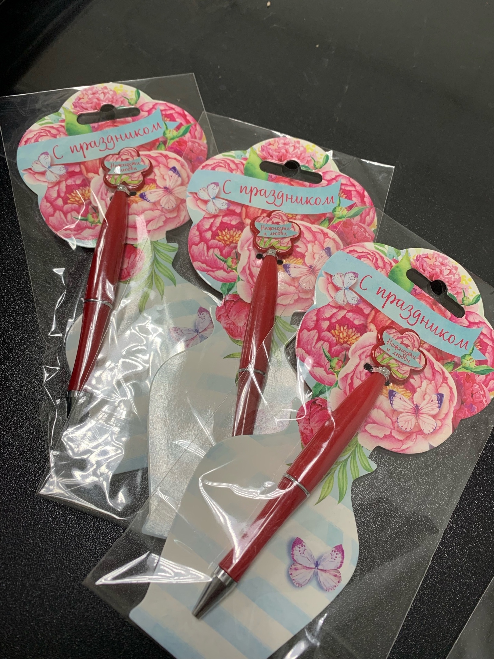 Фотография покупателя товара Ручка шариковая, синяя паста, 1.0 мм, пластиковая с цветком «Удачи в делах» - Фото 1