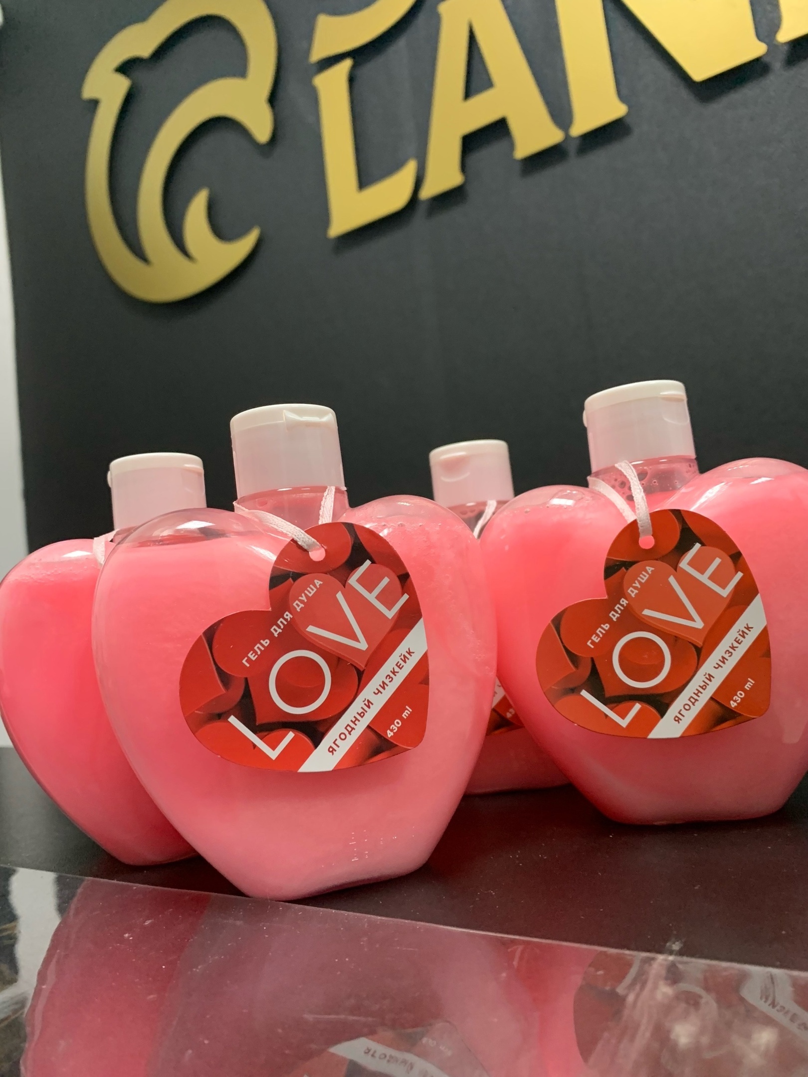 Фотография покупателя товара Гель для душа Love, 430 мл, аромат клубники в шоколаде, Чистое счастье - Фото 1