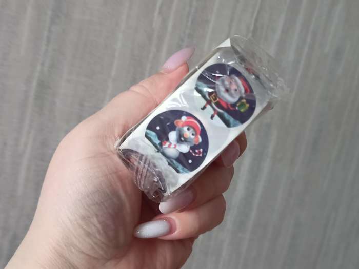 Фотография покупателя товара Наклейки в рулоне «Подготовка к празднику», 500 шт., 2.5×2.5 см - Фото 1