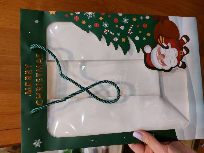 Фотография покупателя товара Пакет подарочный новогодний ламинированный, с окном «Новогодний», 20×30×16 см - Фото 1