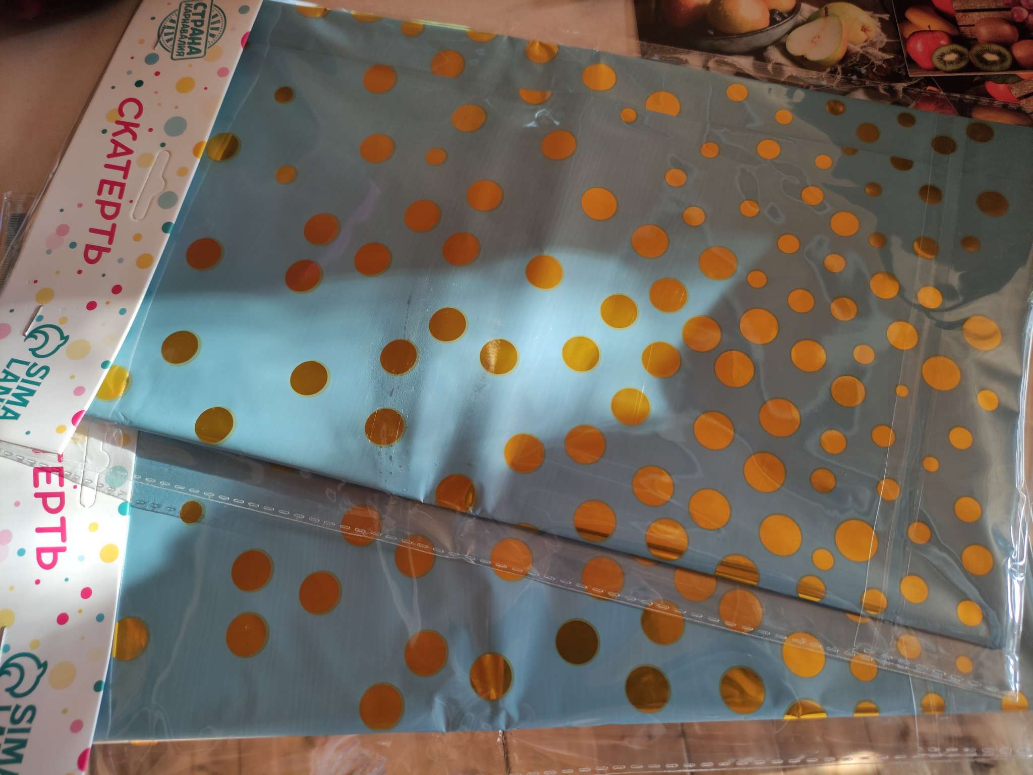 Фотография покупателя товара Скатерть «Конфетти» 137×183 см, цвет белый - Фото 1