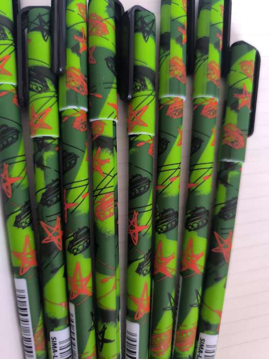 Фотография покупателя товара Ручка шариковая синяя паста, 0.7 мм «Самому крутому» пластик - Фото 2