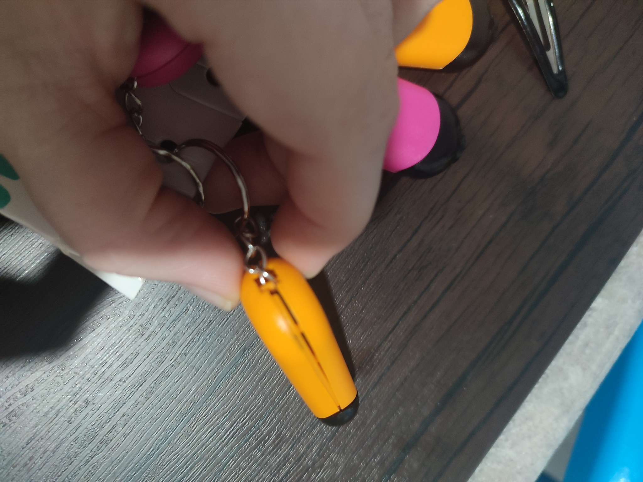 Фотография покупателя товара Фонарик брелок для ключей на кольце «Компас», 4.8×2.8×1 см, МИКС - Фото 1