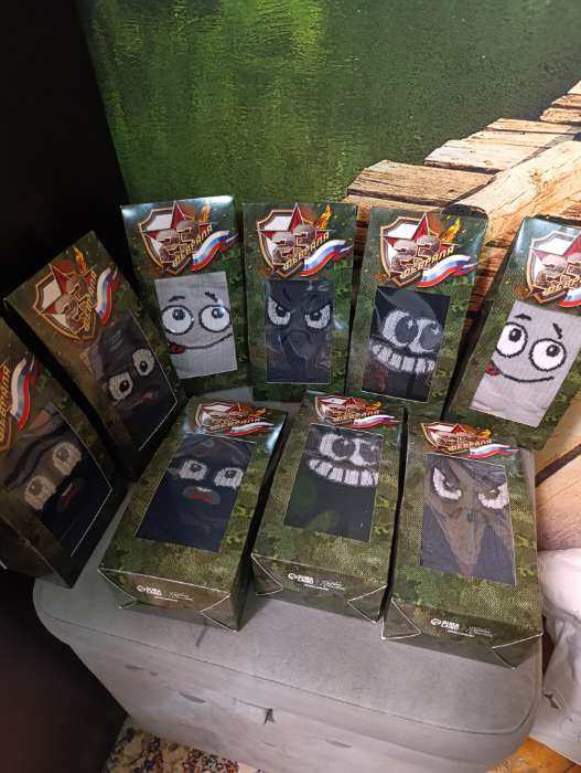 Фотография покупателя товара Коробка кондитерская складная, упаковка «23 февраля», 9×19×6 см - Фото 2