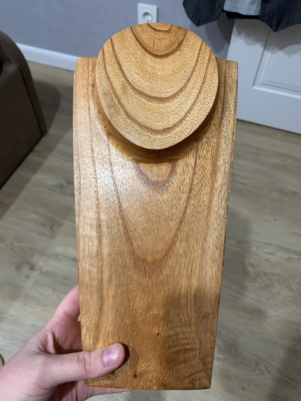 Фотография покупателя товара Подставка под колье из дерева «Агнес», 16×6×30 см - Фото 2