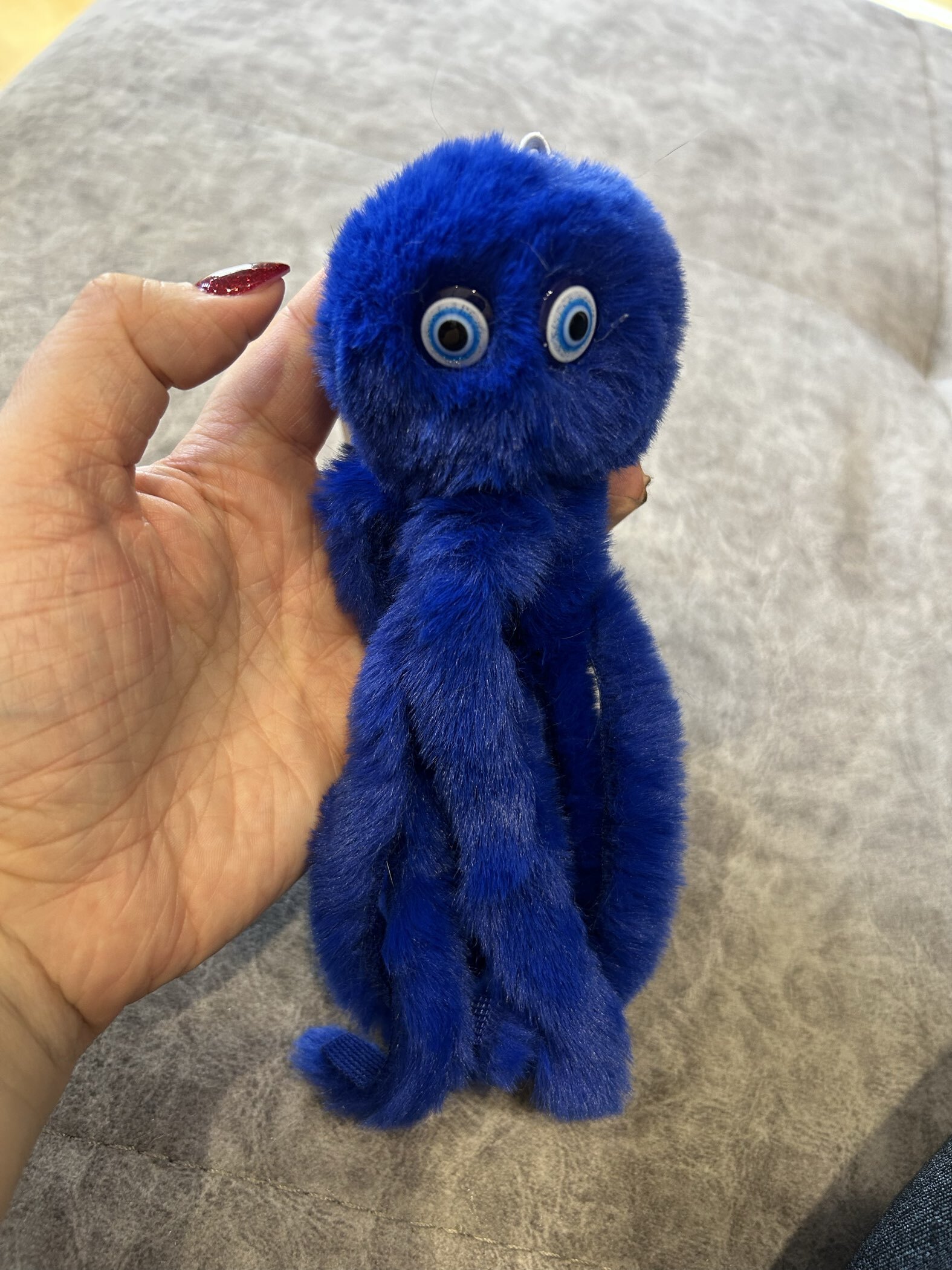 Фотография покупателя товара Игрушка для кошек «Осьминожек», до 19 см, искусственный мех, синяя - Фото 3