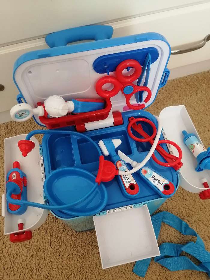 Фотография покупателя товара Игровой набор «Мой лечащий врач» в чемодане - Фото 2